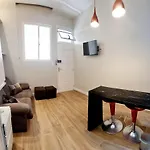 Moderno Ape Esquina Da Praia Copa